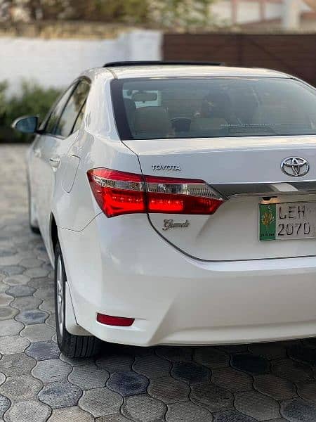 Toyota Corolla Altis 2015 1