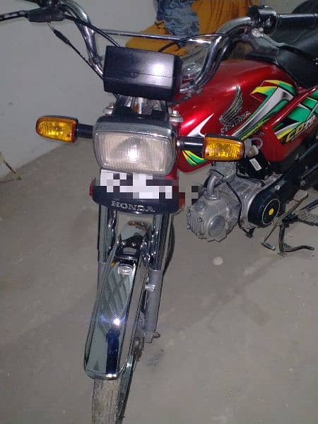 Honda CD70 2021/22 6