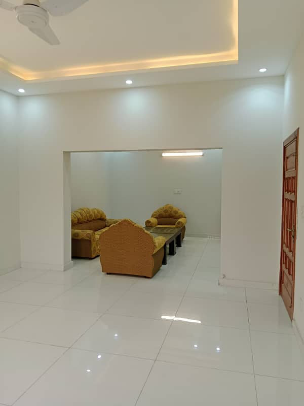 10 Marla Upper portion available for rent in sector A 8
