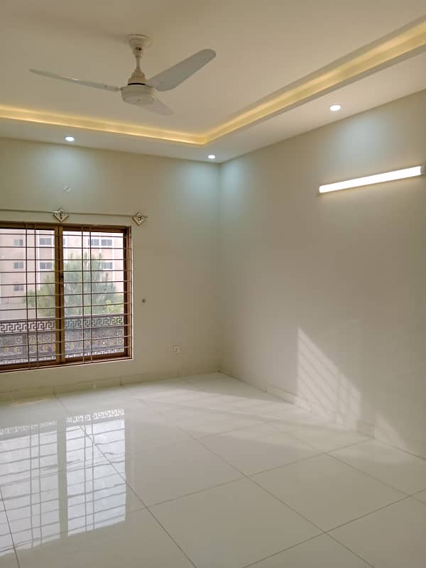 10 Marla Upper portion available for rent in sector A 9