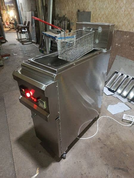 Deep fryer (16) litre Hot Plate/fryer /Display Counter SS Best quality 3