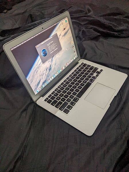 Macbook Air mid 2012 0