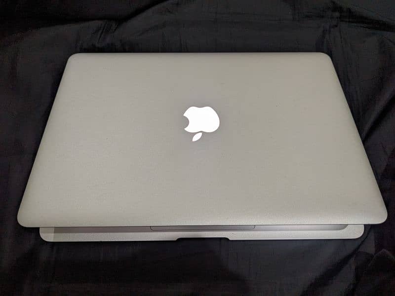 Macbook Air mid 2012 1