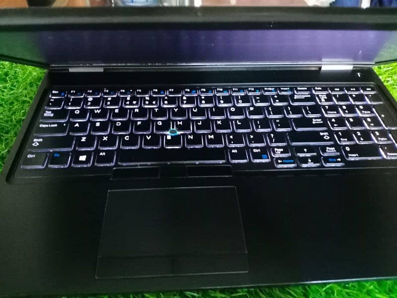 DELL LATITUDE 15 CORE i5 0