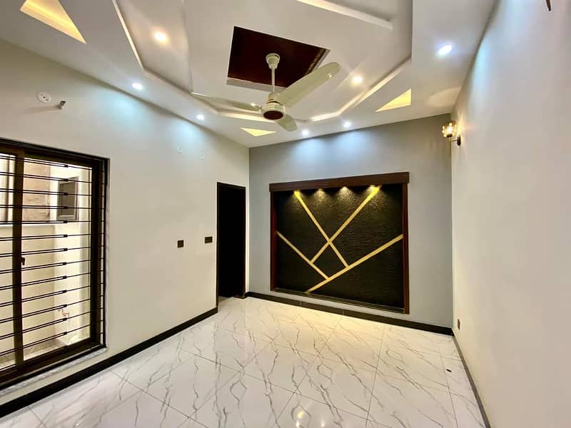 Luxurious Designer 5 Marla brand new House For Sale in Bahria Town Lahore 15