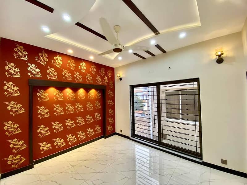 Luxurious Designer 5 Marla brand new House For Sale in Bahria Town Lahore 24