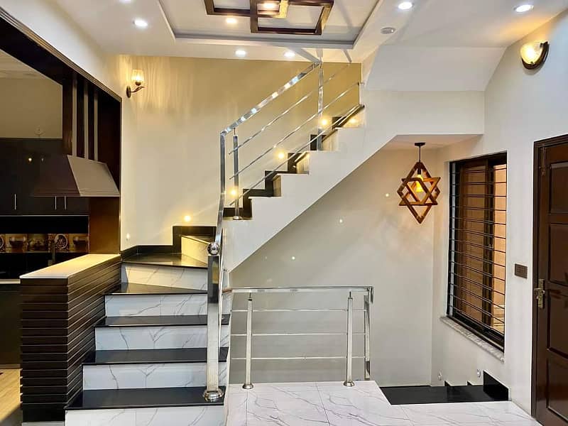 Luxurious Designer 5 Marla brand new House For Sale in Bahria Town Lahore 28