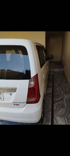 Suzuki Wagon R 2018 10