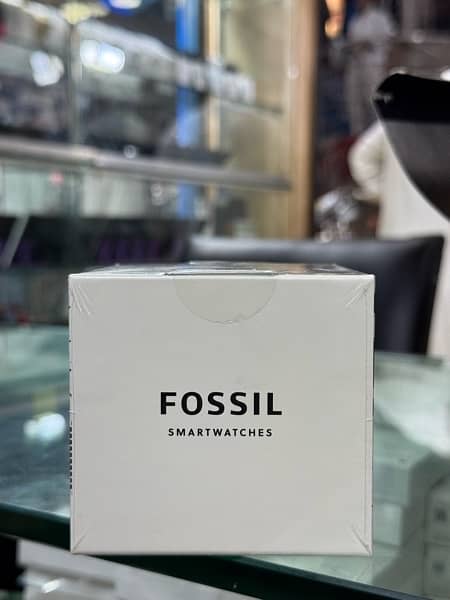 FOSSIL WATCH BRAND  NEW 2