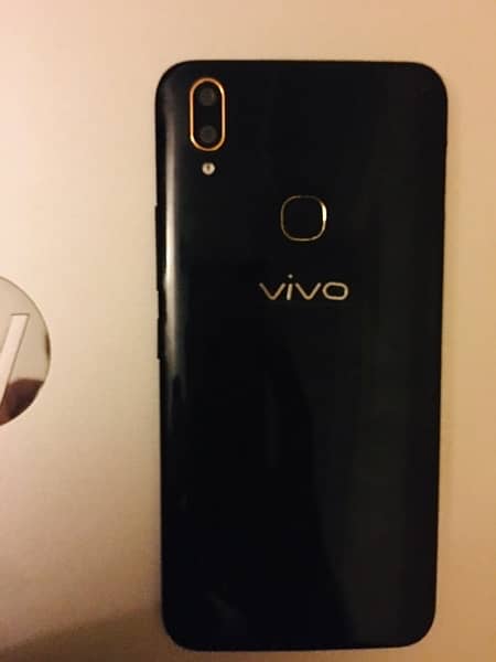 Vivo V9 1