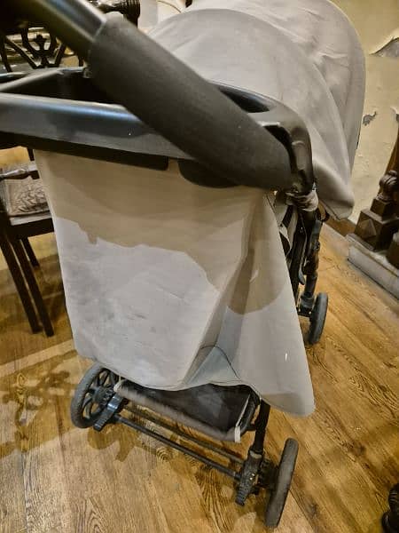 stroller 1