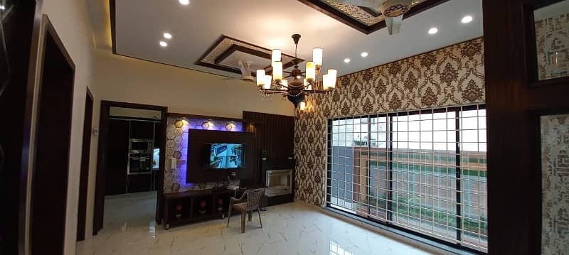 10 Marla House For Sale In Janiper Block Bahria Town Lahore 26