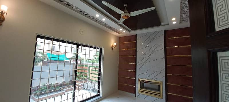 10 Marla House For Sale In Janiper Block Bahria Town Lahore 30