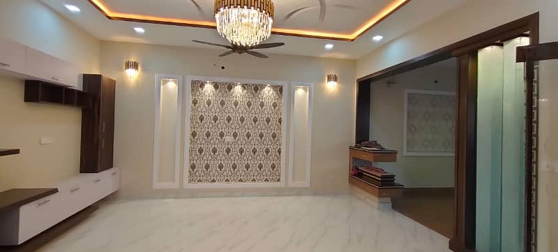 10 Marla House For Sale In Ali Block Bahria Town Lahore 6