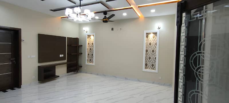 10 Marla House For Sale In Ali Block Bahria Town Lahore 11