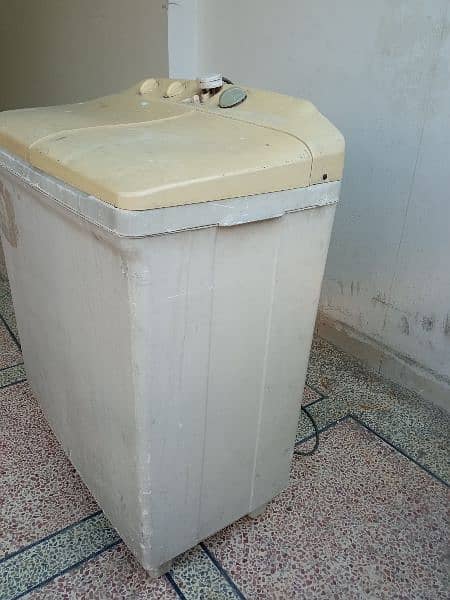 Good Condition Twin Tube Washing Machine 0