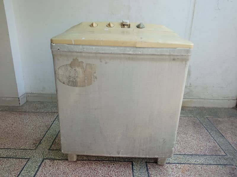 Good Condition Twin Tube Washing Machine 3