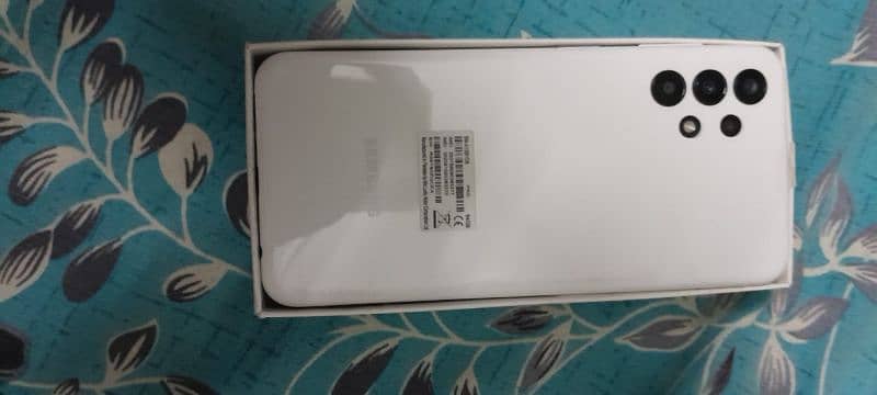 Samsung A 13 white 4 /64 gb 1