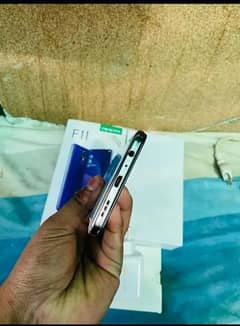 oppo f11 8 /256 with box and charger 03148704831
