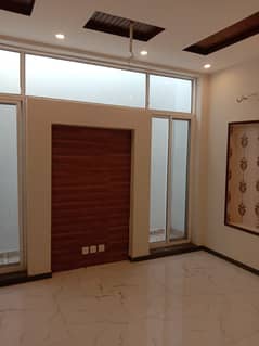 10 Marla House For Sale in Gulbahar Block Bahria Town lahore