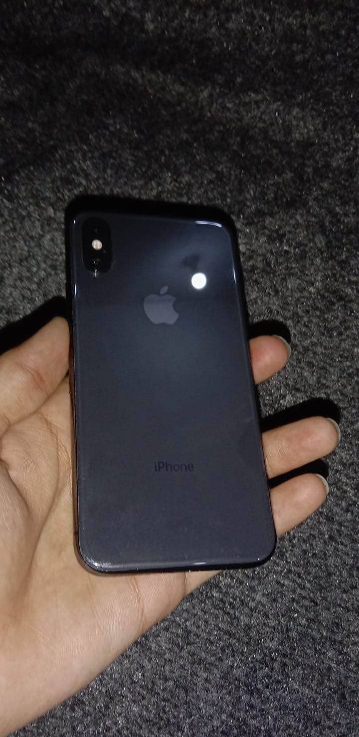 Slightly Used Iphone Xs 256GB (Non PTA) 6