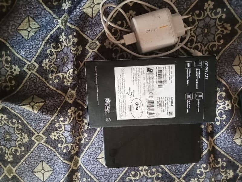 oppo A17 with box & charge storage 8/256 3