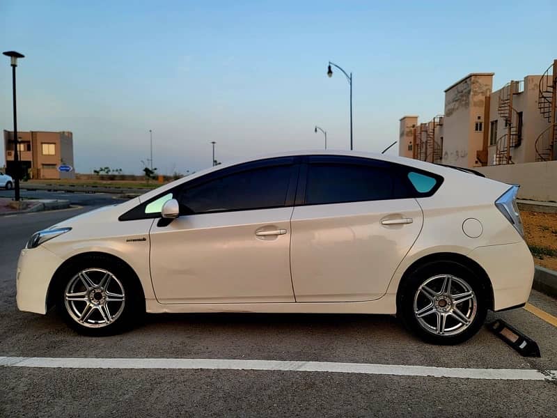 Toyota Prius 2011 2