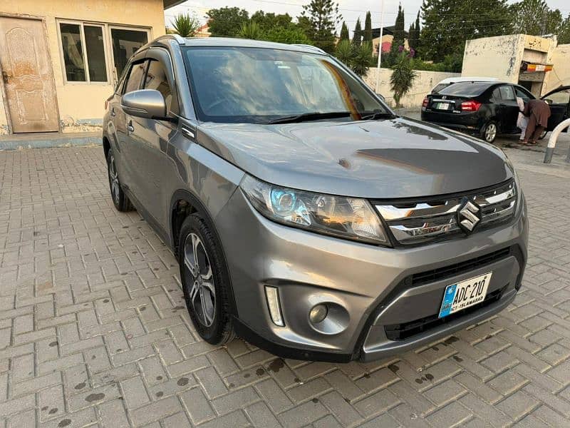 Suzuki Vitara 2016 1