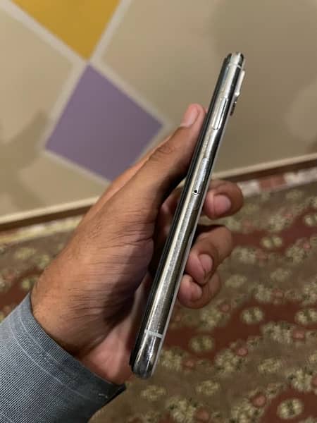 iPhone X 256GB( PTA Approved ) 5