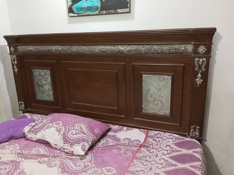 complete bedroom set available. . 0