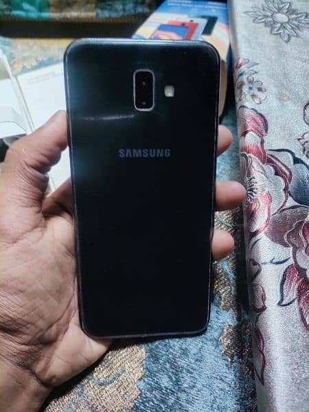 Samsung Galaxy j 6+ 5