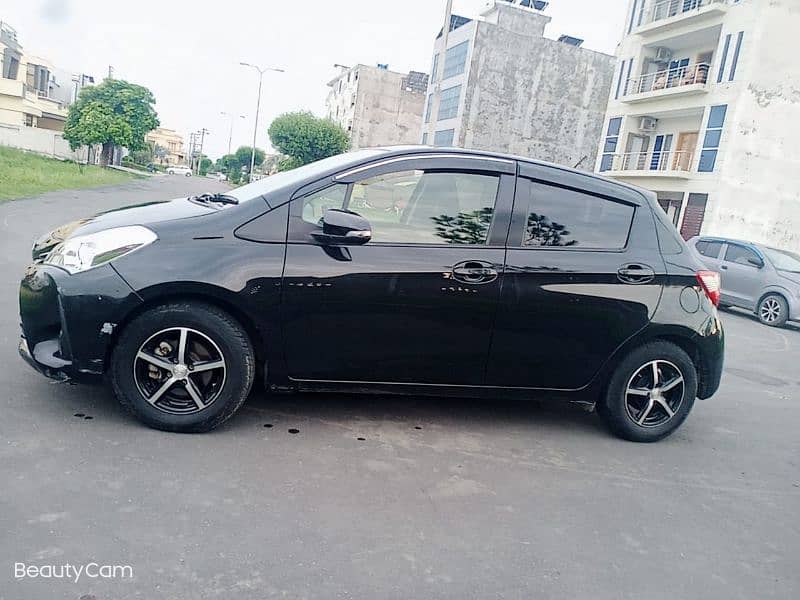 Toyota Vitz 2018 1