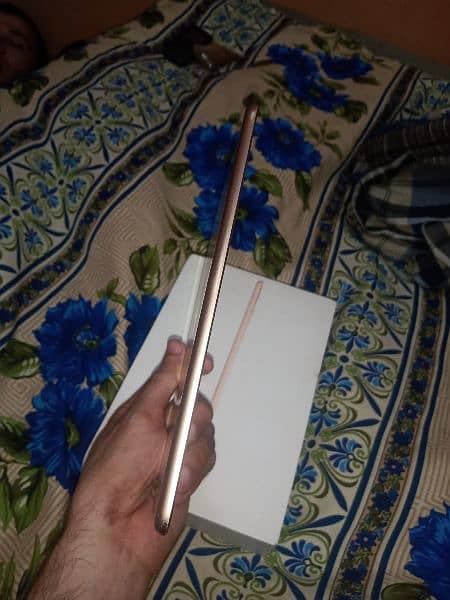 Ipad mini5 64Gb 7