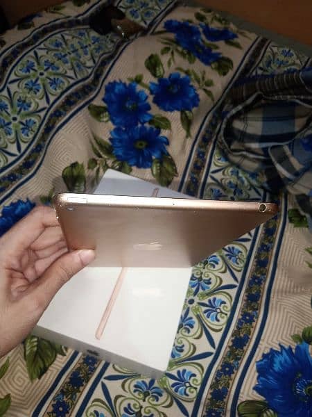 Ipad mini5 64Gb 8