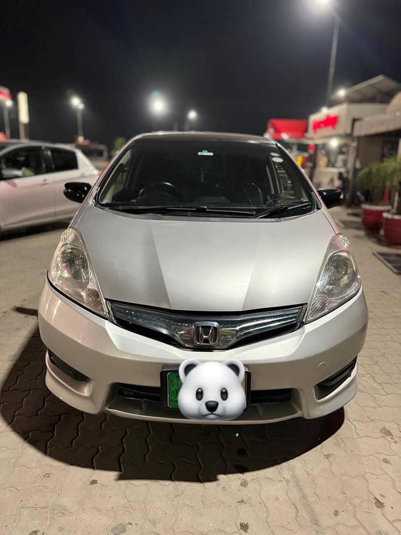 Honda Fit Shuttle 2012 1