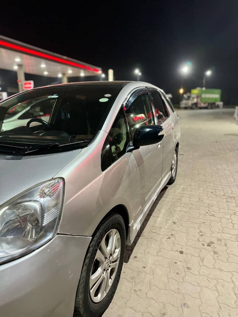 Honda Fit Shuttle 2012 2