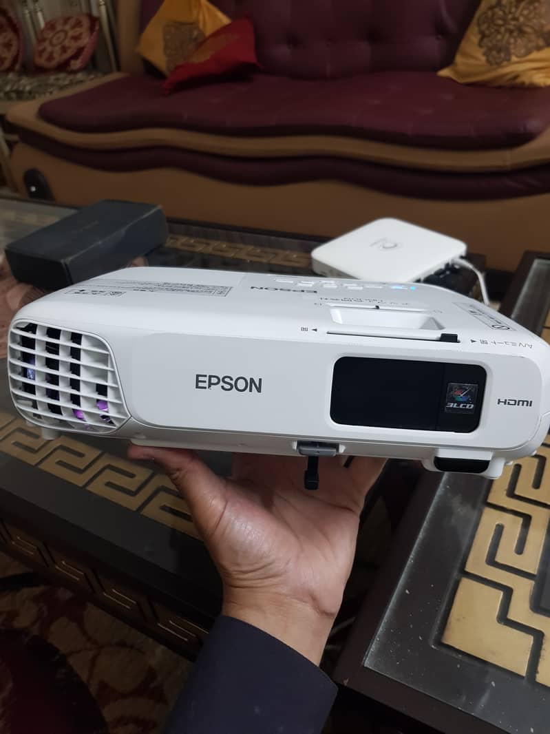 Epson new condition projector 03325542625 0