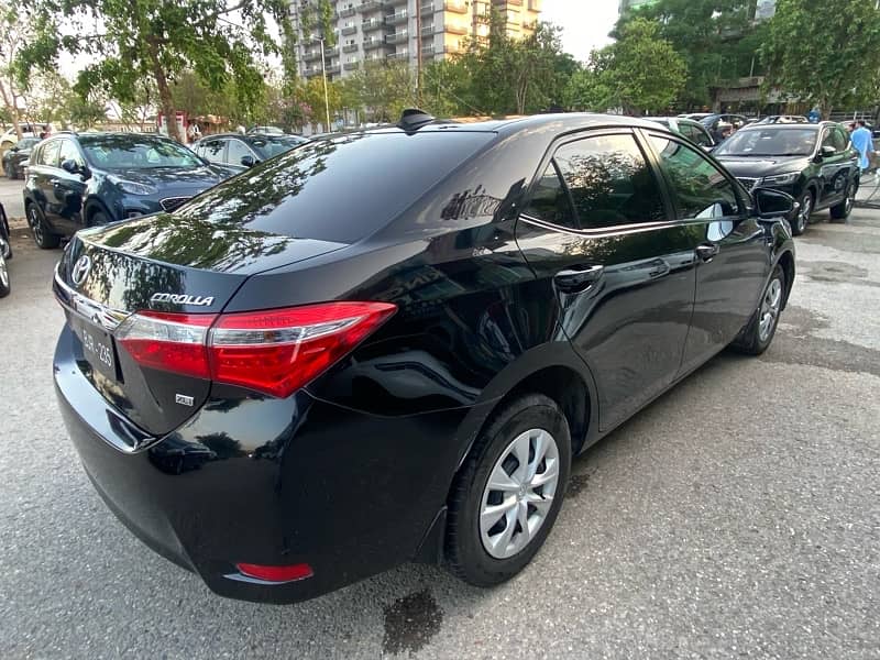 Toyota Corolla XLI 2017 4