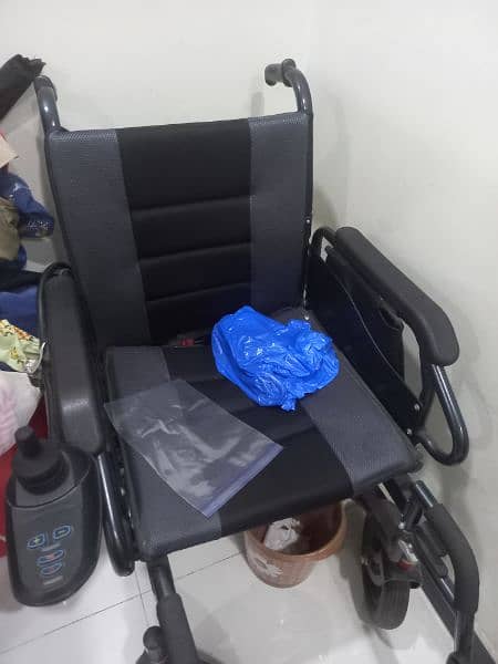 New electronic wheel chair 4