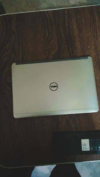 Dell laptop 8gb ram 200gb ssd core i7 4th generation 0