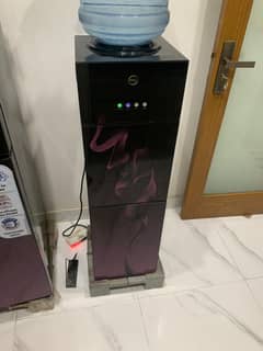 Water despenser