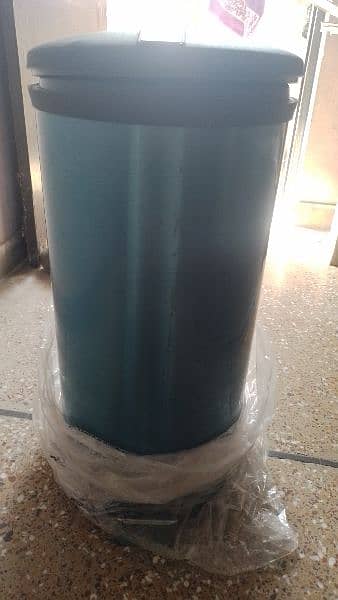 new 30 litre dustbin 1