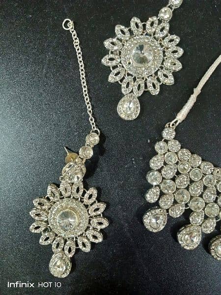 BRIDAL JEWELLERY SET 9