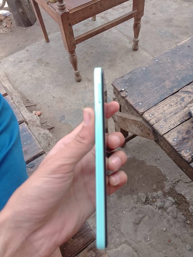 Infinix Smart 7 3