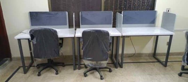 office workstation/Executive table/meeting table/cubical/chairs avail 18