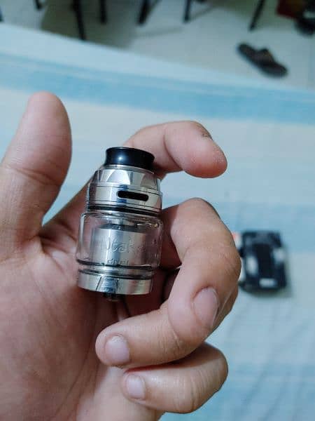 Voopo Drag 3 with Dual Coil RTA vape 1
