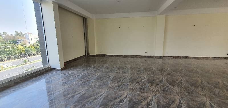 2 Kanal New Building For Rent In Johartown 9