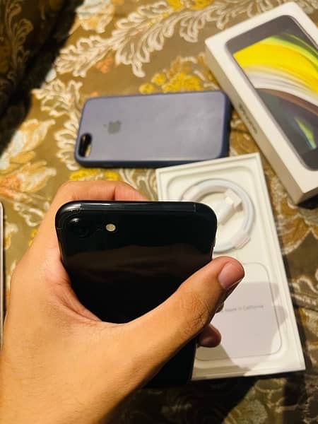 iphone se 2022 64gb jv 4