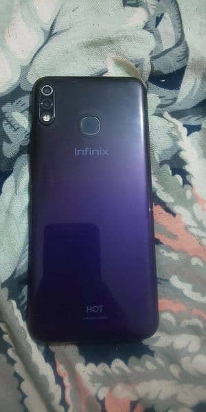 INFINIX HOT 8 LITE 0