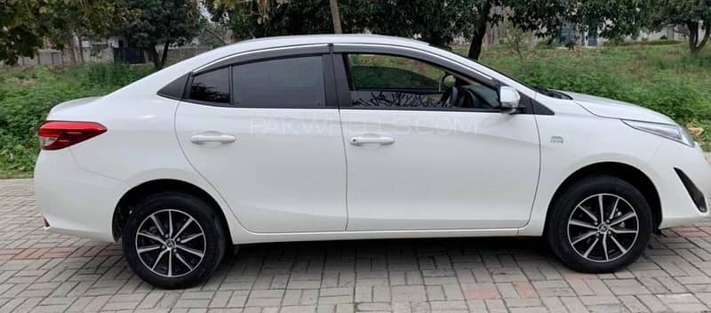 Toyota Yaris 2021 6